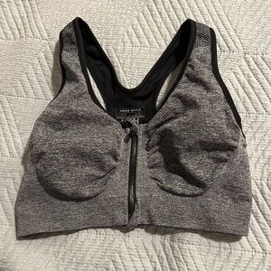 Bang Bang Zippered front sports bra wireless